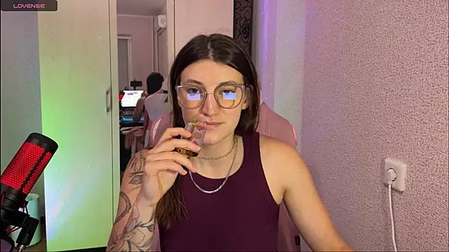 Customizable and immersive: Energize your taste buds and checkout our delicious choice of amateur cams liveshows with excited livestreamers getting their sweet physiques pounded with their beloved vibrating toys.
