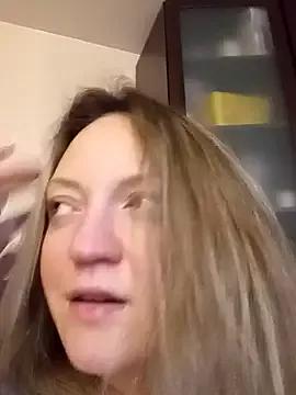 KattyLuuu from StripChat is Freechat