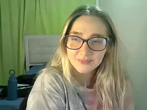 katy_pp from StripChat is Freechat