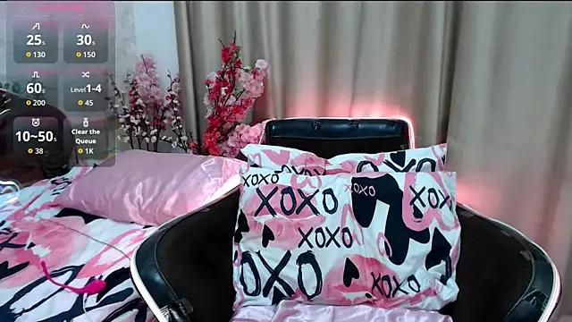 Customizable and immersive: Energize your taste buds and checkout our delicious choice of amateur cams liveshows with excited livestreamers getting their sweet physiques pounded with their beloved vibrating toys.