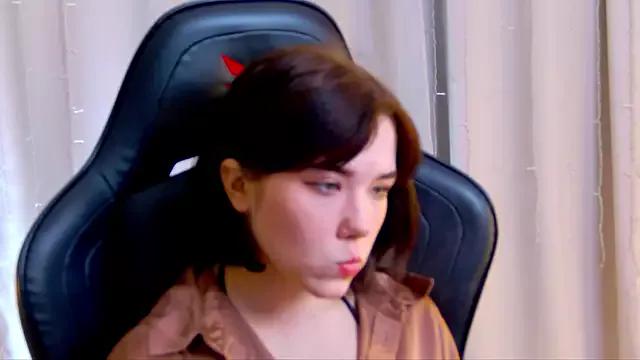 Customizable and immersive: Energize your taste buds and checkout our delicious choice of amateur cams liveshows with excited livestreamers getting their sweet physiques pounded with their beloved vibrating toys.