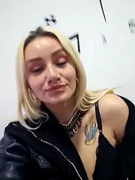 KellyTorres_ from StripChat is Freechat