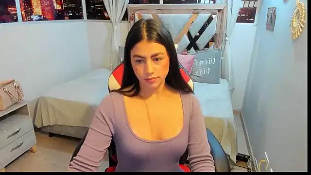 Customizable and immersive: Energize your taste buds and checkout our delicious choice of amateur cams liveshows with excited livestreamers getting their sweet physiques pounded with their beloved vibrating toys.