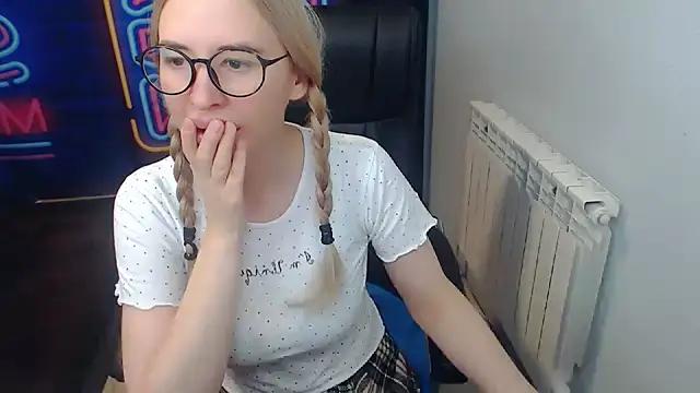 Customizable and immersive: Energize your taste buds and checkout our delicious choice of amateur cams liveshows with excited livestreamers getting their sweet physiques pounded with their beloved vibrating toys.