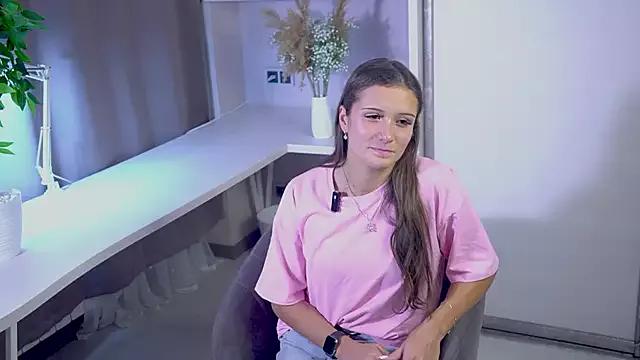 Customizable and immersive: Energize your taste buds and checkout our delicious choice of amateur cams liveshows with excited livestreamers getting their sweet physiques pounded with their beloved vibrating toys.