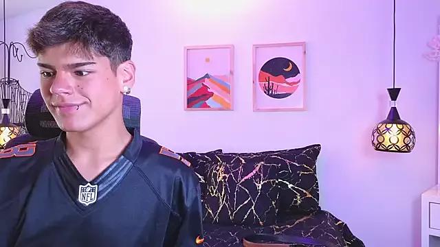 Customizable and immersive: Energize your taste buds and checkout our delicious choice of amateur cams liveshows with excited livestreamers getting their sweet physiques pounded with their beloved vibrating toys.