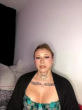 Kimberly-sweety from StripChat is Freechat