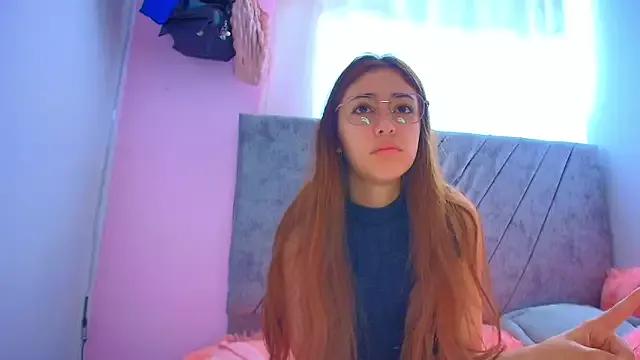 Kimmy_Vegga from StripChat is Freechat