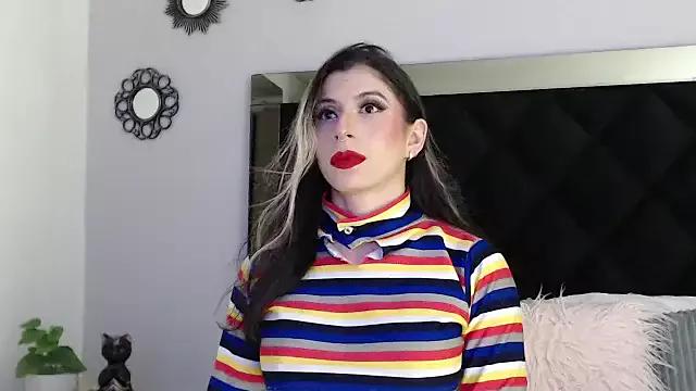 KinaCooper from StripChat is Freechat