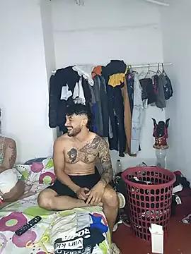 Customizable and immersive: Energize your taste buds and checkout our delicious choice of amateur cams liveshows with excited livestreamers getting their sweet physiques pounded with their beloved vibrating toys.