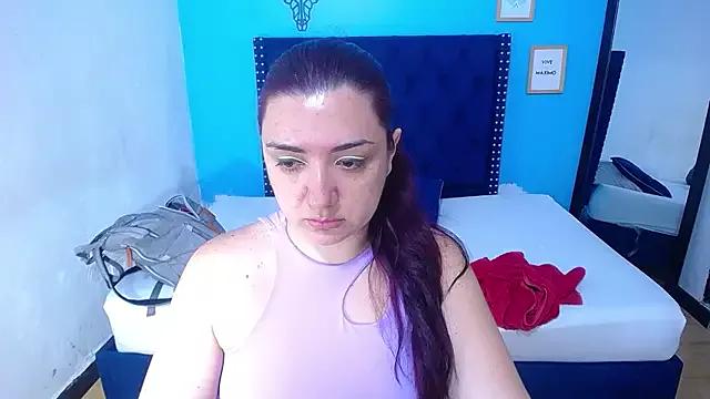 kinky_redhead18 from StripChat