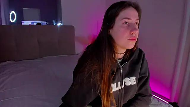 Customizable and immersive: Energize your taste buds and checkout our delicious choice of amateur cams liveshows with excited livestreamers getting their sweet physiques pounded with their beloved vibrating toys.
