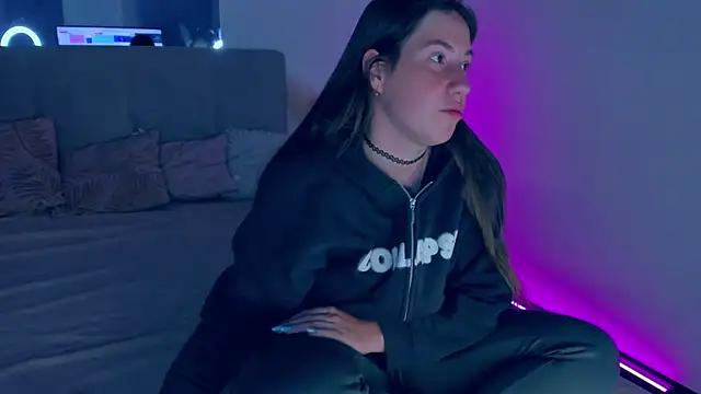 Customizable and immersive: Energize your taste buds and checkout our delicious choice of amateur cams liveshows with excited livestreamers getting their sweet physiques pounded with their beloved vibrating toys.