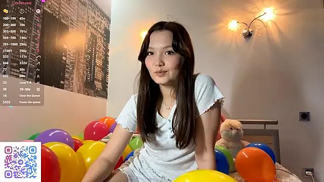Customizable and immersive: Energize your taste buds and checkout our delicious choice of amateur cams liveshows with excited livestreamers getting their sweet physiques pounded with their beloved vibrating toys.