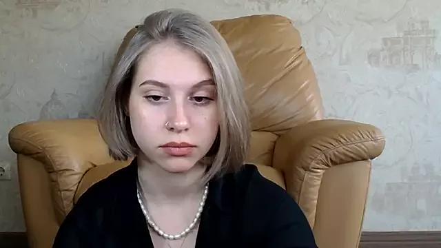 KirraLiam from StripChat is Freechat