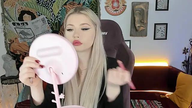 Customizable and immersive: Energize your taste buds and checkout our delicious choice of amateur cams liveshows with excited livestreamers getting their sweet physiques pounded with their beloved vibrating toys.