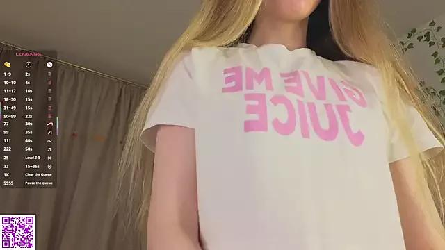 KissyCloud from StripChat is Freechat