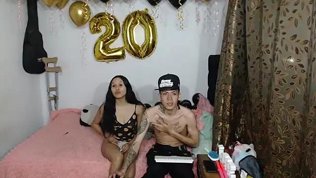 Customizable and immersive: Energize your taste buds and checkout our delicious choice of amateur cams liveshows with excited livestreamers getting their sweet physiques pounded with their beloved vibrating toys.