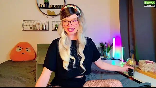 Customizable and immersive: Energize your taste buds and checkout our delicious choice of amateur cams liveshows with excited livestreamers getting their sweet physiques pounded with their beloved vibrating toys.