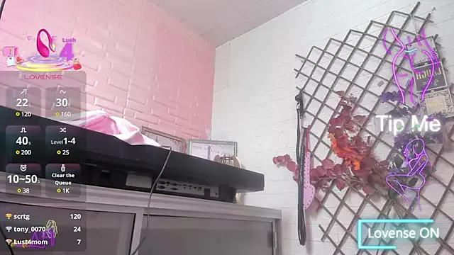 Customizable and immersive: Energize your taste buds and checkout our delicious choice of amateur cams liveshows with excited livestreamers getting their sweet physiques pounded with their beloved vibrating toys.