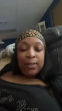 KLoveeee from StripChat is Freechat