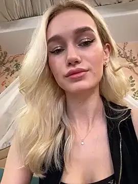 KristinaDane from StripChat is Freechat