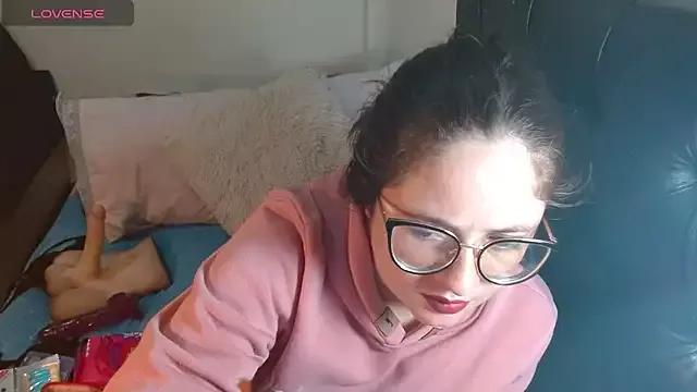 Customizable and immersive: Energize your taste buds and checkout our delicious choice of amateur cams liveshows with excited livestreamers getting their sweet physiques pounded with their beloved vibrating toys.
