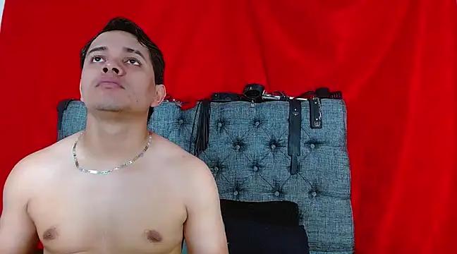 KrystalandCristi from StripChat is Freechat