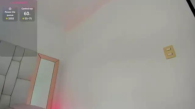 kylie_sexy2000 from StripChat is Freechat