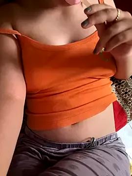 L-LOVE from StripChat is Freechat