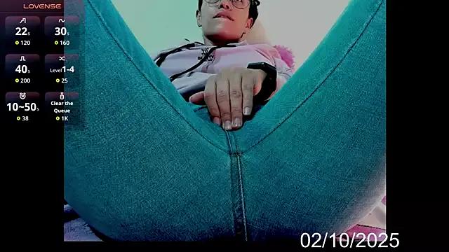 Customizable and immersive: Energize your taste buds and checkout our delicious choice of amateur cams liveshows with excited livestreamers getting their sweet physiques pounded with their beloved vibrating toys.