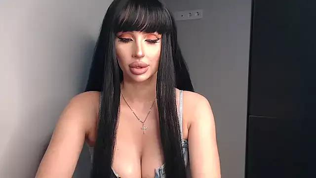 Customizable and immersive: Energize your taste buds and checkout our delicious choice of amateur cams liveshows with excited livestreamers getting their sweet physiques pounded with their beloved vibrating toys.