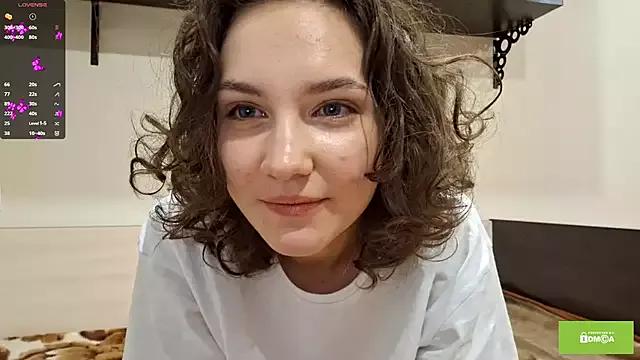 Customizable and immersive: Energize your taste buds and checkout our delicious choice of amateur cams liveshows with excited livestreamers getting their sweet physiques pounded with their beloved vibrating toys.