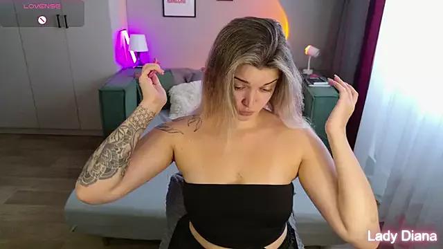 Customizable and immersive: Energize your taste buds and checkout our delicious choice of amateur cams liveshows with excited livestreamers getting their sweet physiques pounded with their beloved vibrating toys.