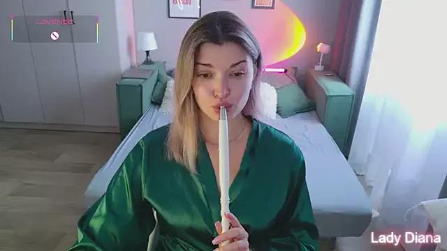 Customizable and immersive: Energize your taste buds and checkout our delicious choice of amateur cams liveshows with excited livestreamers getting their sweet physiques pounded with their beloved vibrating toys.