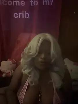 ladylucid from StripChat is Freechat