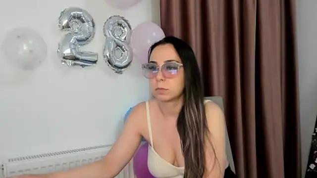 Customizable and immersive: Energize your taste buds and checkout our delicious choice of amateur cams liveshows with excited livestreamers getting their sweet physiques pounded with their beloved vibrating toys.
