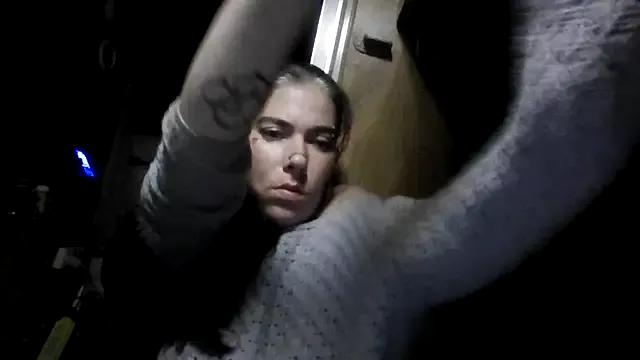 Ladywolf87 from StripChat is Freechat