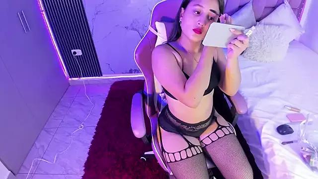 Customizable and immersive: Energize your taste buds and checkout our delicious choice of amateur cams liveshows with excited livestreamers getting their sweet physiques pounded with their beloved vibrating toys.