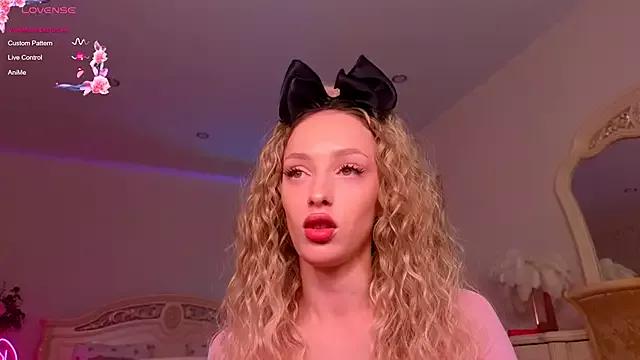 Customizable and immersive: Energize your taste buds and checkout our delicious choice of amateur cams liveshows with excited livestreamers getting their sweet physiques pounded with their beloved vibrating toys.