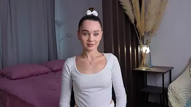 lanabubu from StripChat is Freechat