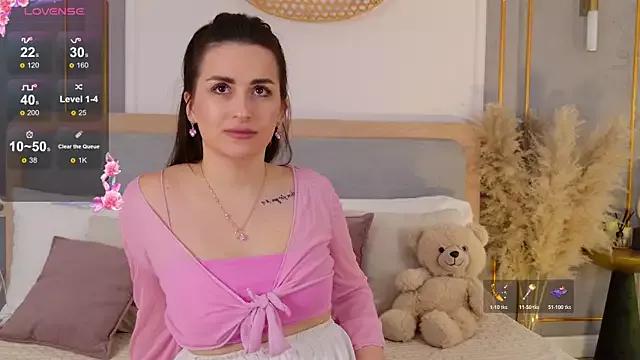 Customizable and immersive: Energize your taste buds and checkout our delicious choice of amateur cams liveshows with excited livestreamers getting their sweet physiques pounded with their beloved vibrating toys.