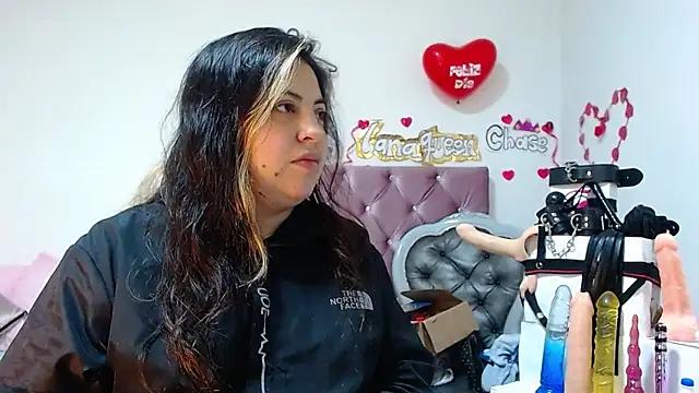 Customizable and immersive: Energize your taste buds and checkout our delicious choice of amateur cams liveshows with excited livestreamers getting their sweet physiques pounded with their beloved vibrating toys.