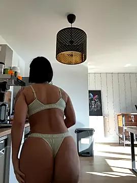 Customizable and immersive: Energize your taste buds and checkout our delicious choice of amateur cams liveshows with excited livestreamers getting their sweet physiques pounded with their beloved vibrating toys.