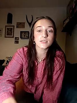 laradoom from StripChat is Freechat