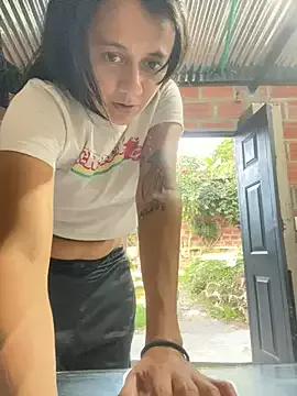 Customizable and immersive: Energize your taste buds and checkout our delicious choice of amateur cams liveshows with excited livestreamers getting their sweet physiques pounded with their beloved vibrating toys.