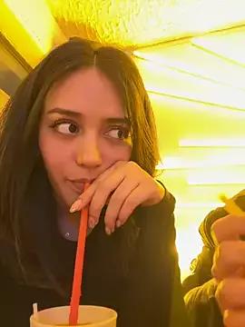 lauradaft from StripChat is Freechat