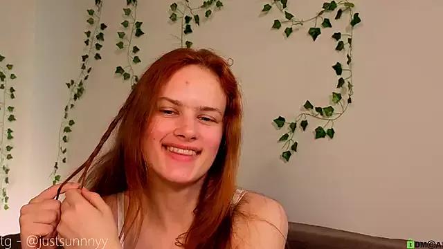 LauraGomezt from StripChat is Freechat