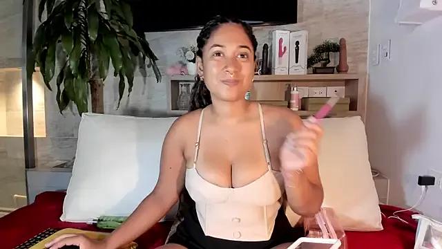 Customizable and immersive: Energize your taste buds and checkout our delicious choice of amateur cams liveshows with excited livestreamers getting their sweet physiques pounded with their beloved vibrating toys.