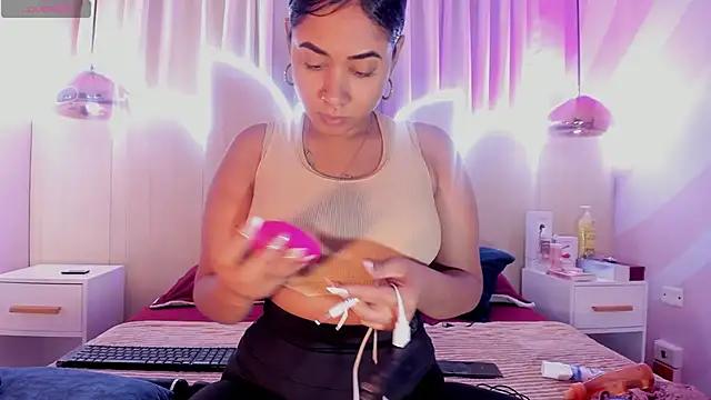 Customizable and immersive: Energize your taste buds and checkout our delicious choice of amateur cams liveshows with excited livestreamers getting their sweet physiques pounded with their beloved vibrating toys.